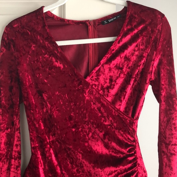 SHEIN Velvet Dress - Picture 2 of 4
